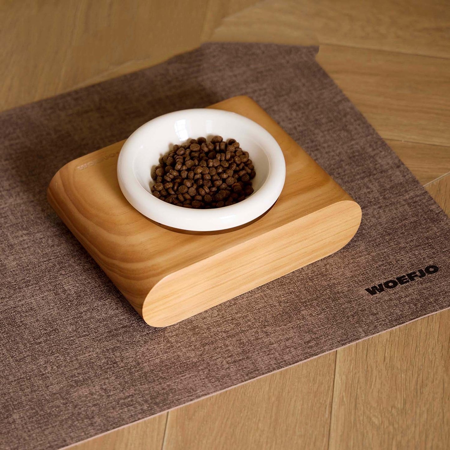 Collar Ergonómico con Plato Resistente Para Mascotas